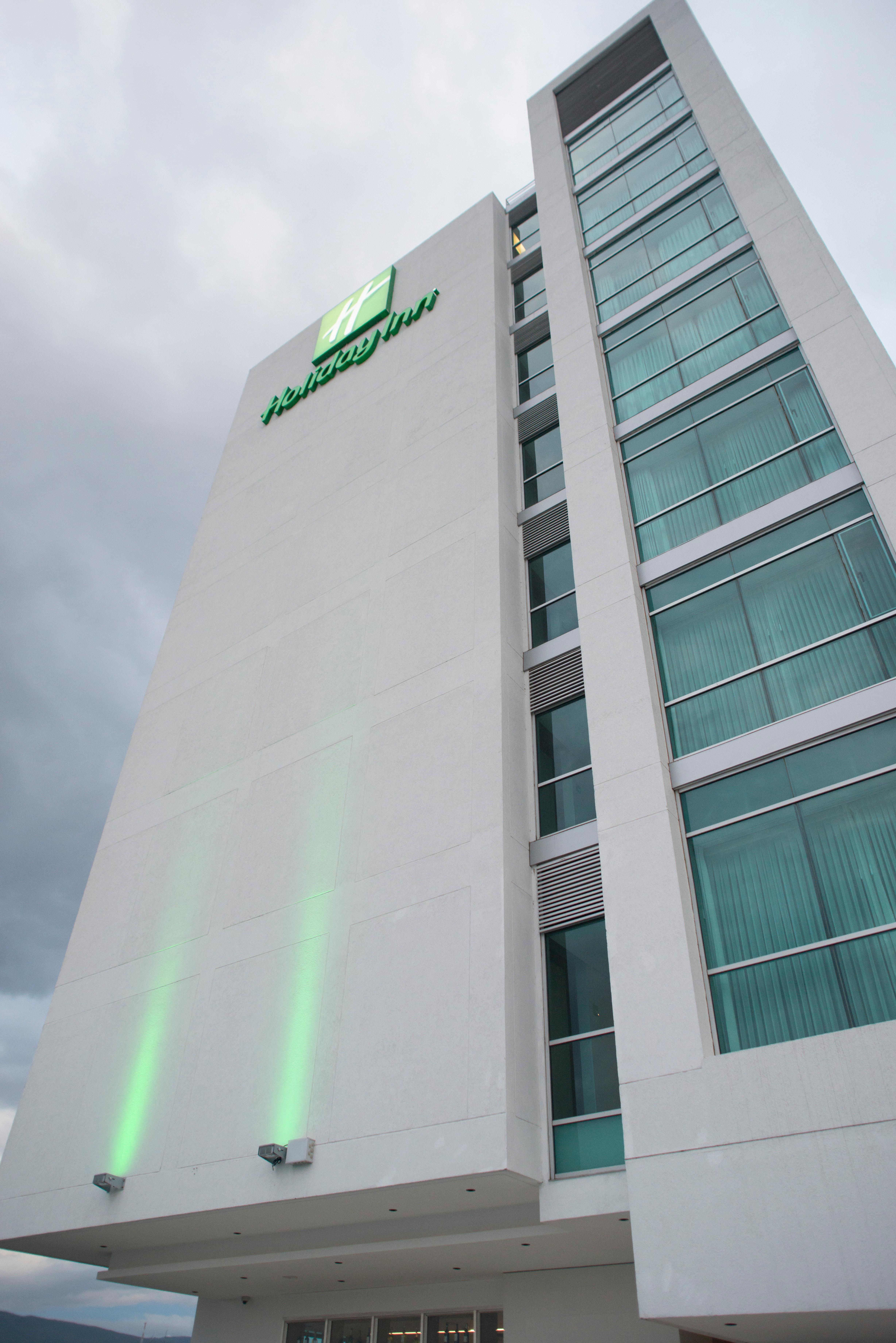 ホリデイ イン ククタ Cúcuta エクステリア 写真 Headquarters of the National University of Ireland, Galway