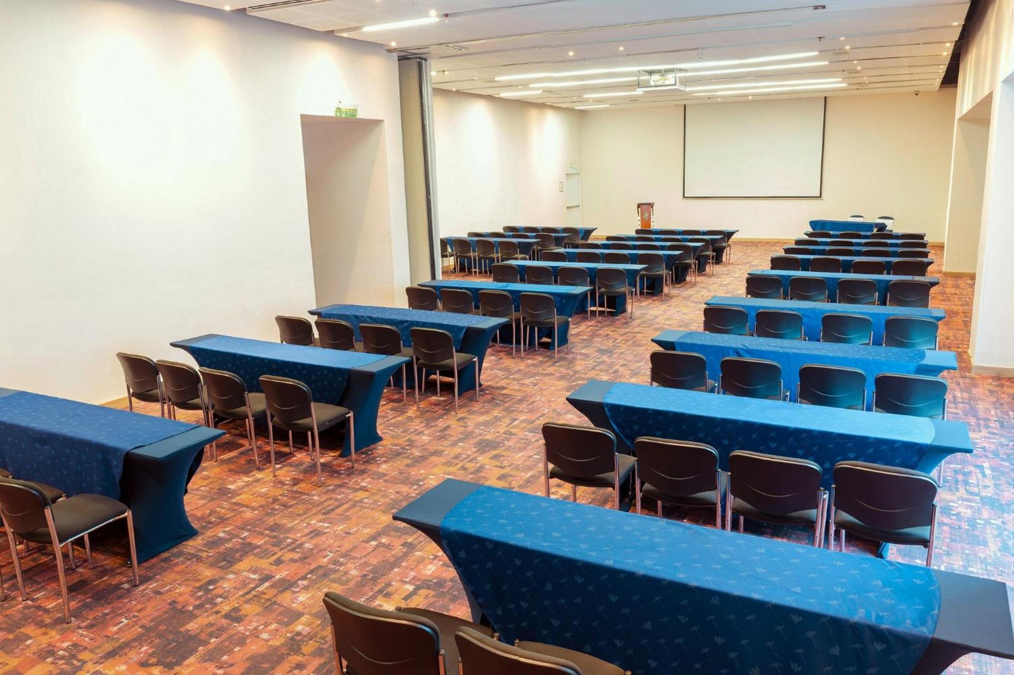 ホリデイ イン ククタ Cúcuta エクステリア 写真 The main conference room